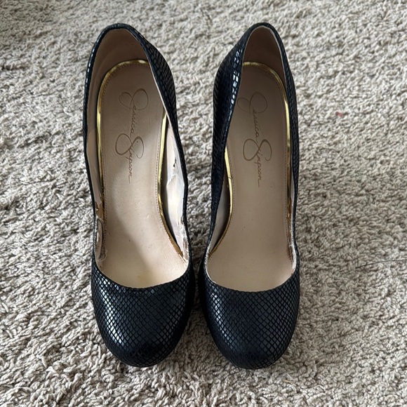 Jessica Simpson Black Heels Classic Elegance - Picture 1 of 8